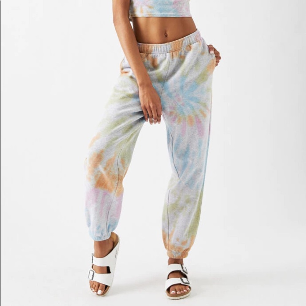 NWT PacSun Trippy Women Sweatpants